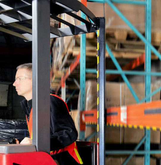 Forklift Tilt Level Indicator (Accu-Tilt) positions forks at the